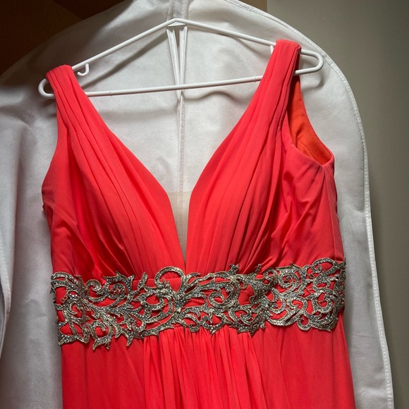 Prom Dress - La Femme - Picture 1 of 4